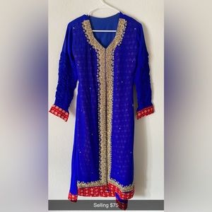 Selling used once Indian/Pakistani clothing. Includes pants!